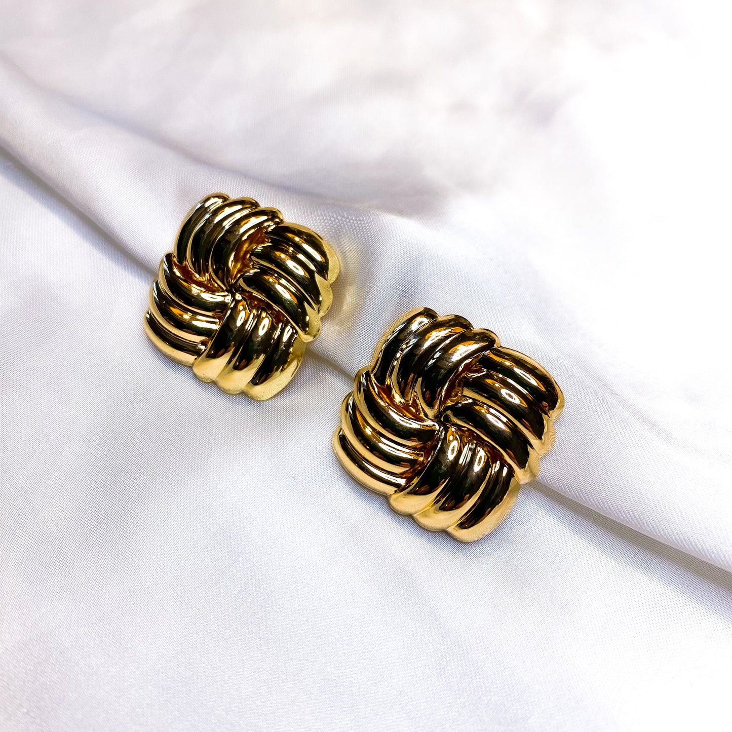 Not So Vintage - Klipoorbellen.comKlipoorbellen