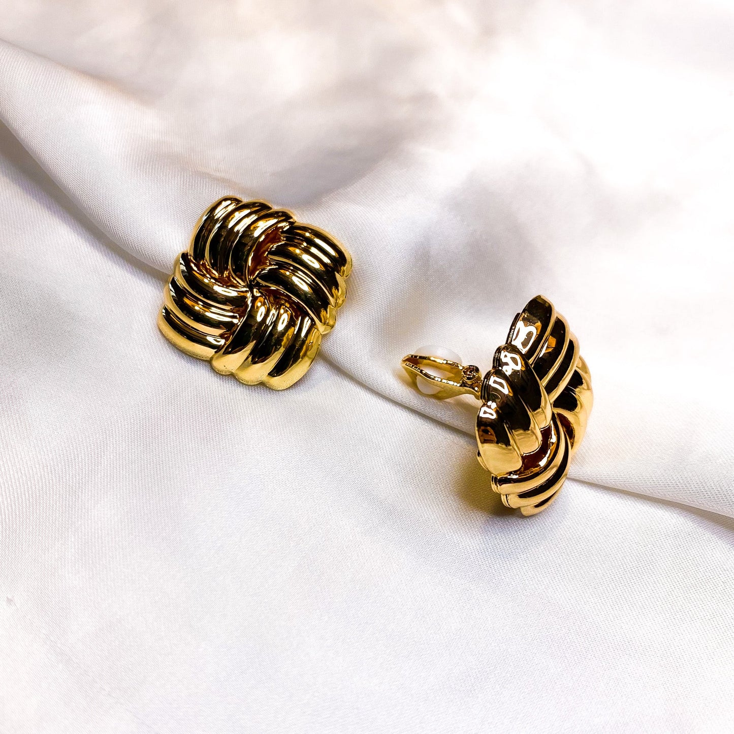 Not So Vintage - Klipoorbellen.comKlipoorbellen