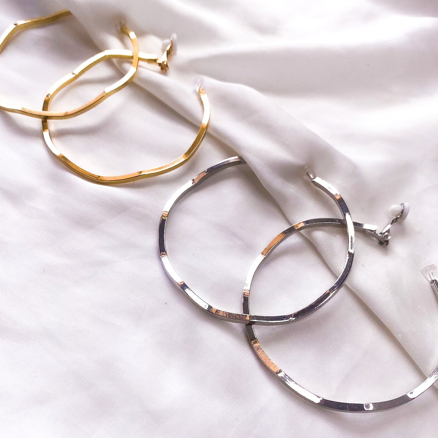 Not Your Average - Klipoorbellen.comKlipoorbellenGoudkleurig