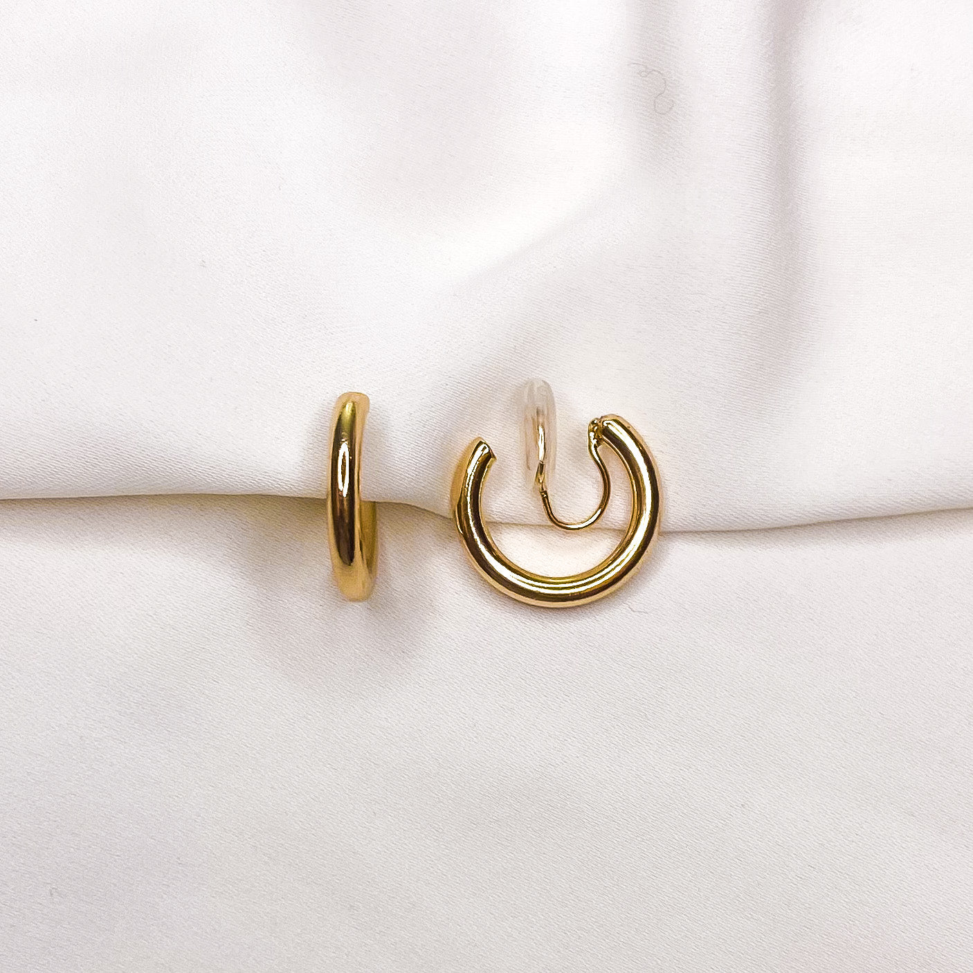 Hoops I Did It Again - Klipoorbellen.comGoudkleurig