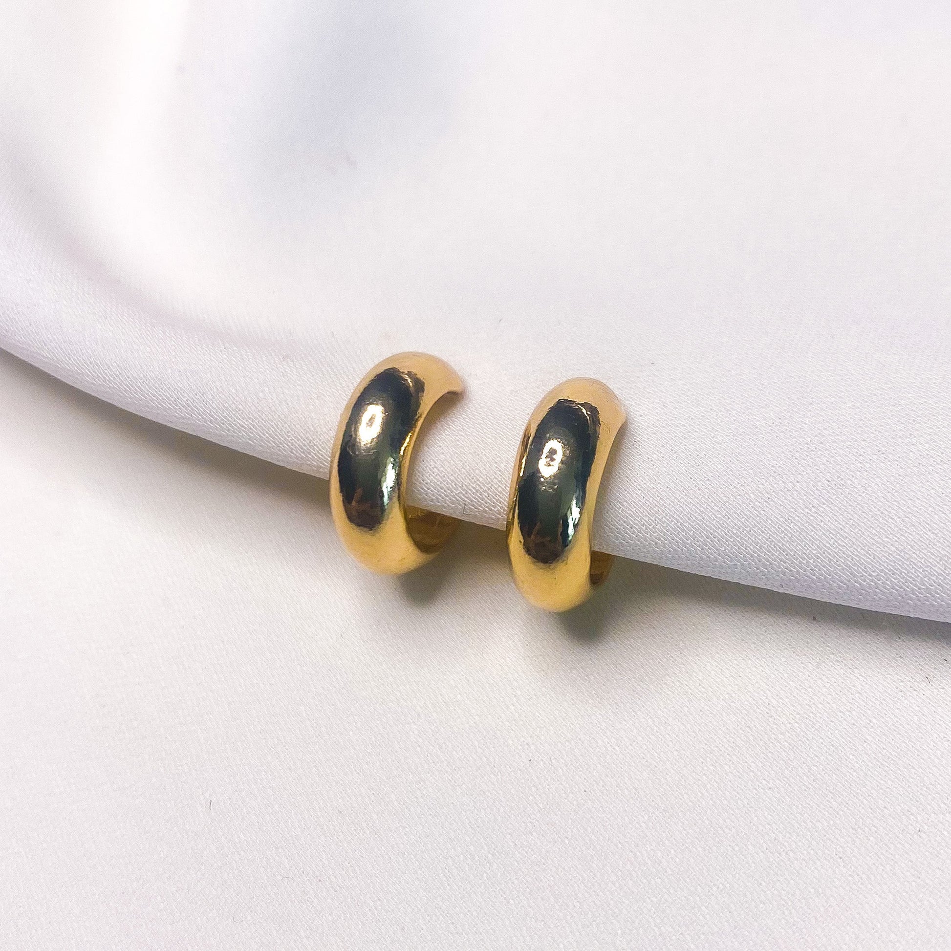 Tiny Hoops - Klipoorbellen.comKlipoorbellenZilverkleurig