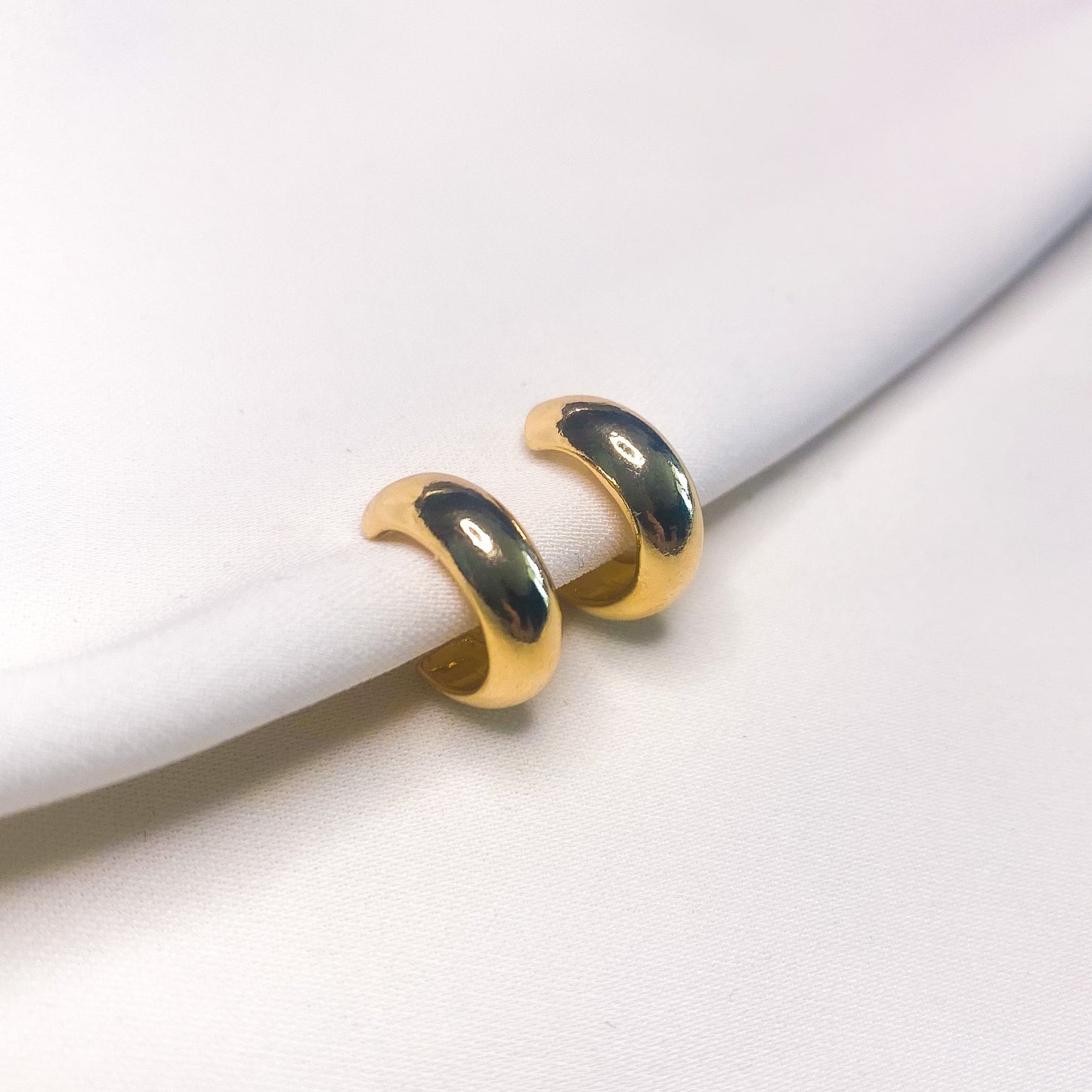 Tiny Hoops - Klipoorbellen.comKlipoorbellenZilverkleurig